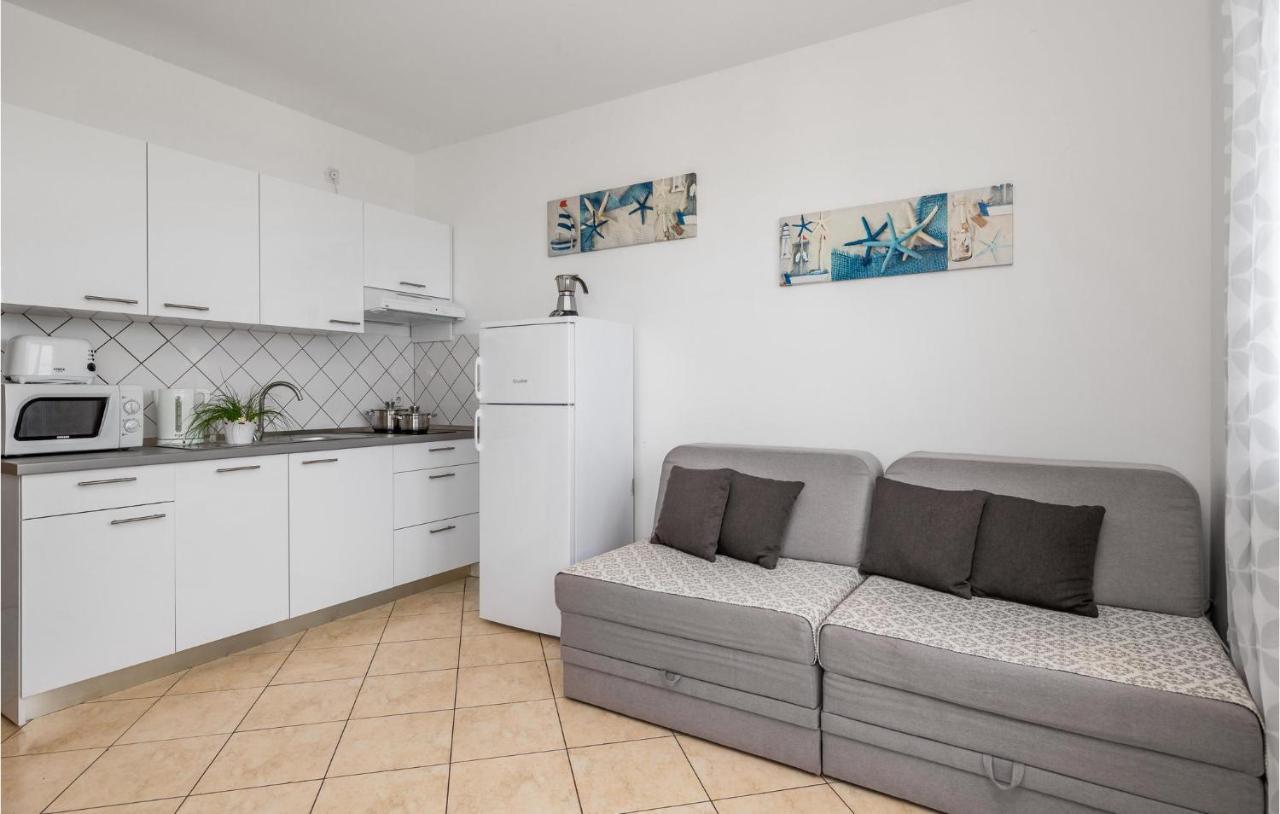 Nice Apartment In Volosko With Kitchen Kültér fotó